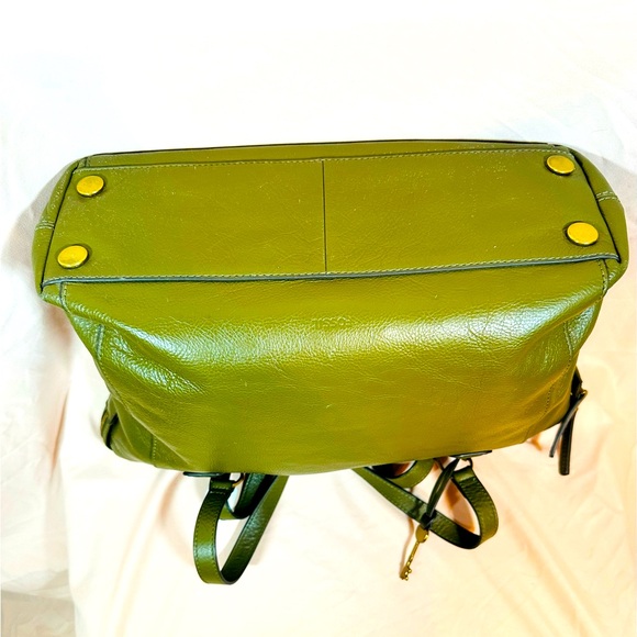 Fossil Green Moss Jacqueline Tote - Picture 5 of 5